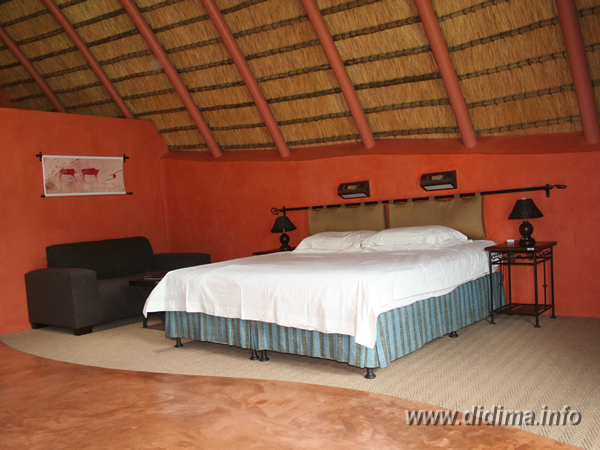 didima camp 2 bed chalet2.png